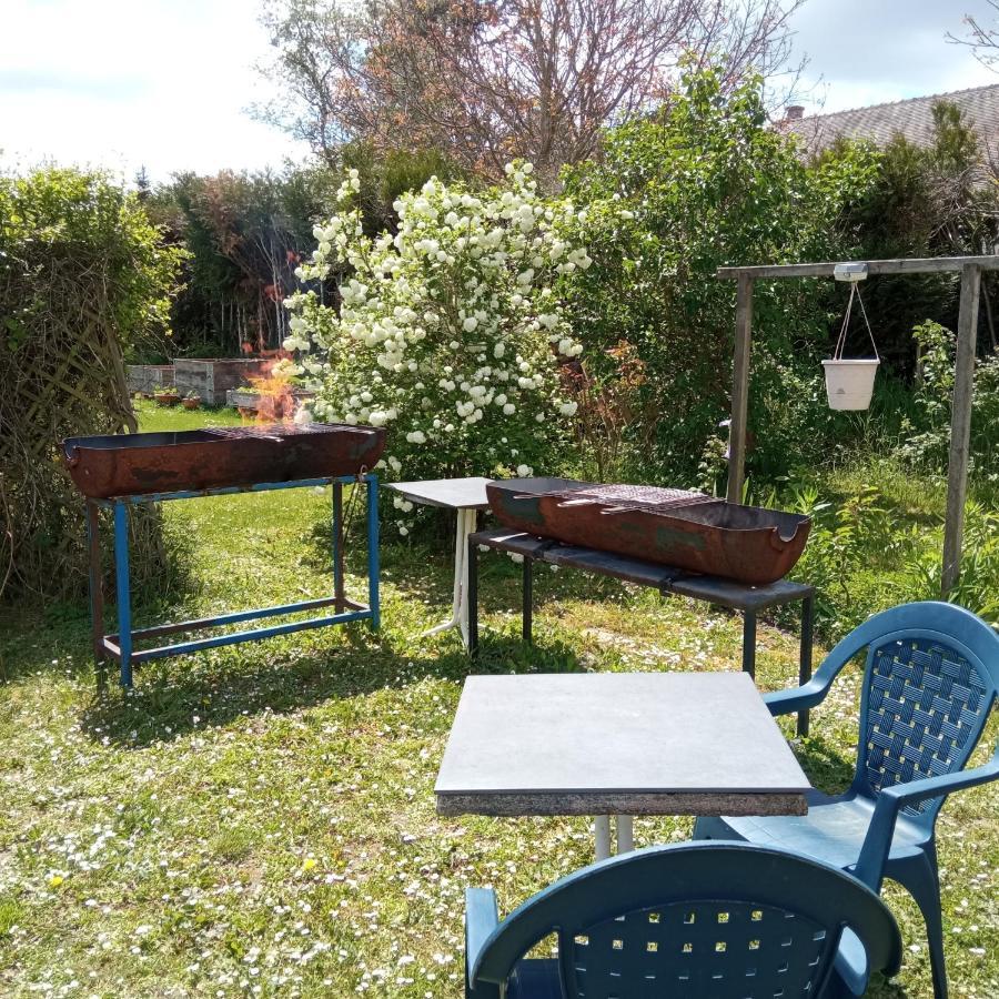 B&B Du Cerisier, Diner Sur Demande Noyers  Εξωτερικό φωτογραφία